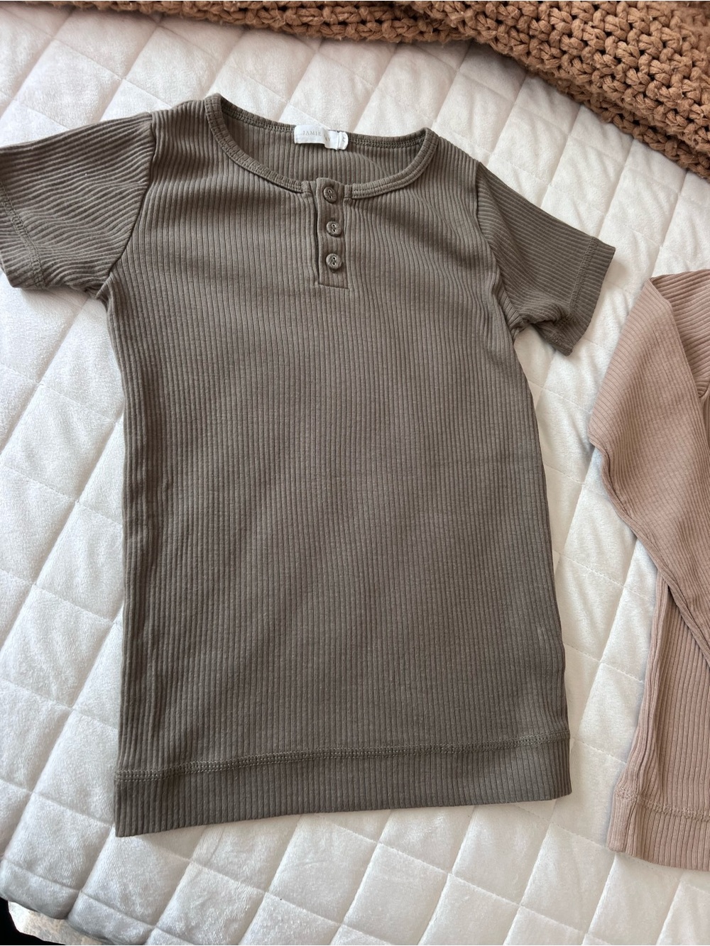Jamie Kay Ribbed Short Sleeve Henley Top - Olive Brown